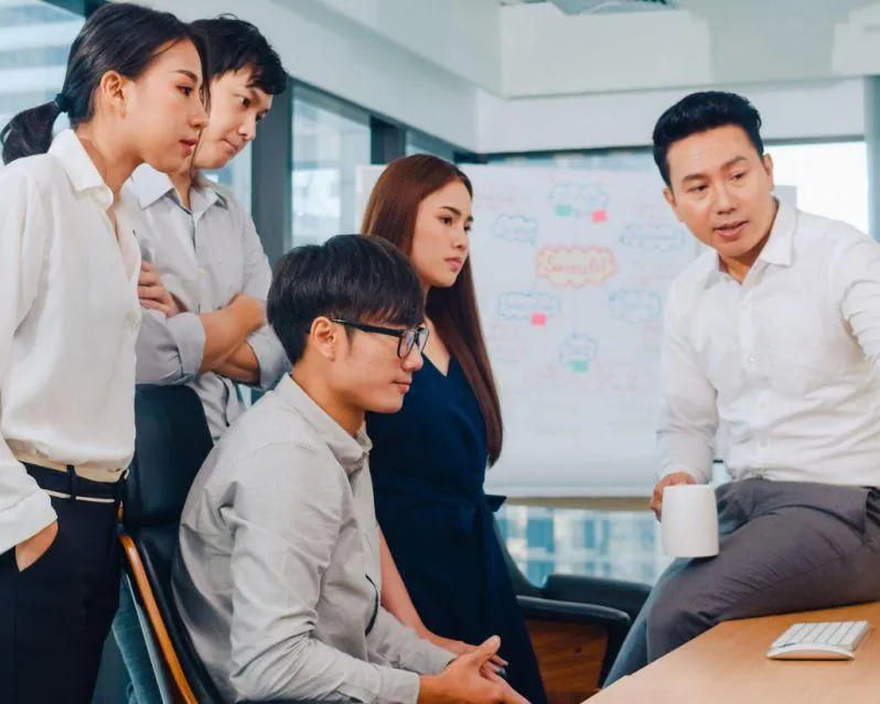 Hình ảnh cảnh báo các dấu hiệu của vấn đề cờ bạc